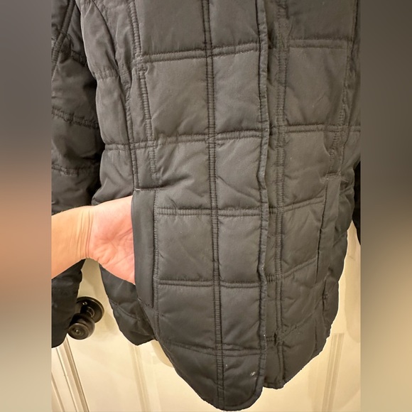 Gap Vintage Black Puffer Jacket Coat Size L Zipper Snap Buttons Heavyweight - Picture 10 of 14